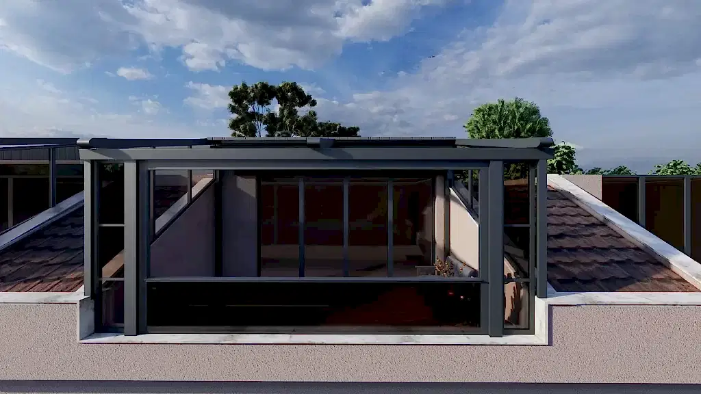 Otomatik giyotin cam sistemleri, dış mekanları dört mevsim kullanılabilir hale getiren motorlu cam sistemleridir. Bu görselde bir kafenin açık alanında uygulanan modern giyotin cam sistemi yer almaktadır.