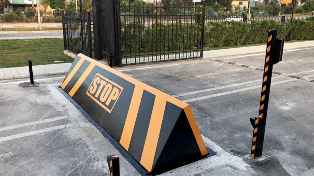 yer tipi hidrolik road blocker sistem – yüksek güvenlikli araç geçiş kontrol bariyeri